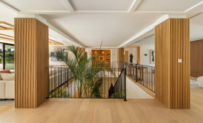 Obra nueva - Villa -
Marbella