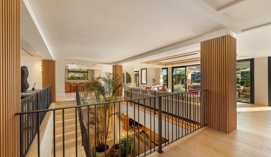 Obra nueva - Villa -
Marbella