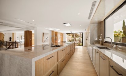 Obra nueva - Villa -
Marbella