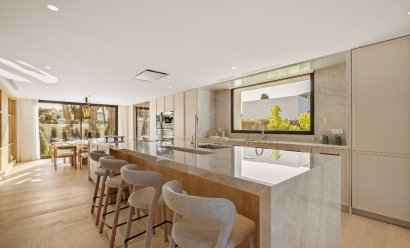 Obra nueva - Villa -
Marbella