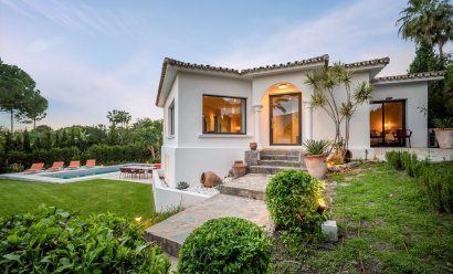 Obra nueva - Villa -
Marbella