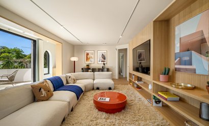 Obra nueva - Villa -
Marbella