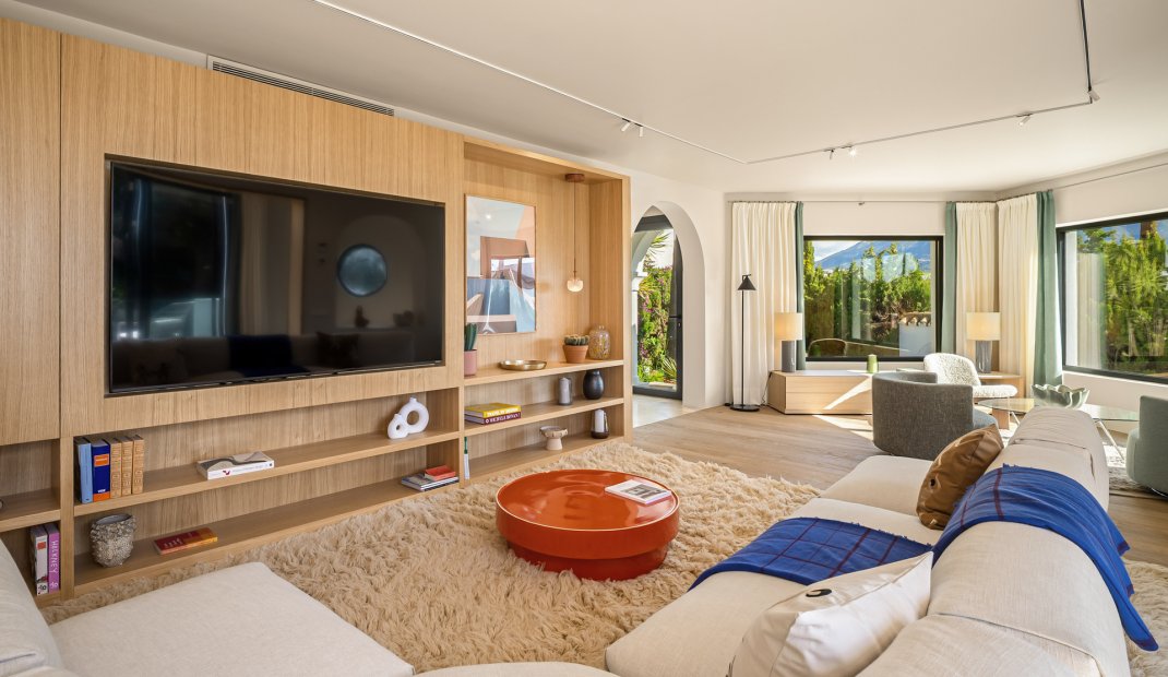 Obra nueva - Villa -
Marbella