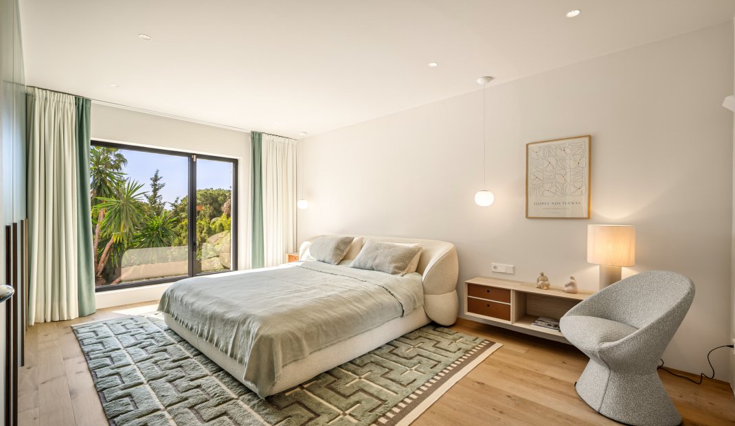 Obra nueva - Villa -
Marbella