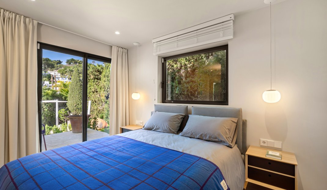 Obra nueva - Villa -
Marbella