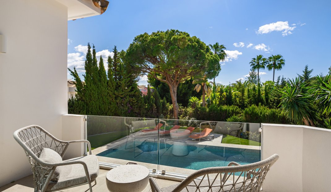 Obra nueva - Villa -
Marbella