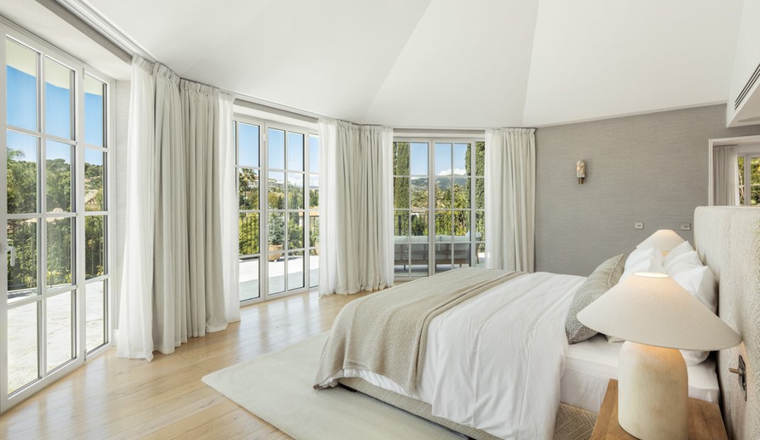 New Build - Villa -
Marbella