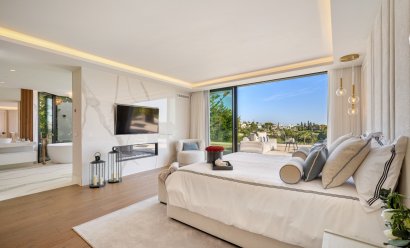 Obra nueva - Villa -
Marbella