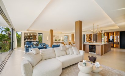 Obra nueva - Villa -
Marbella