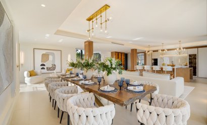 Obra nueva - Villa -
Marbella