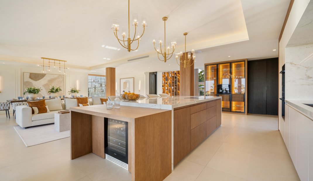 Obra nueva - Villa -
Marbella