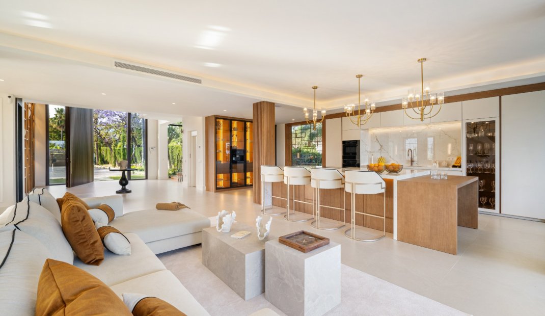 Obra nueva - Villa -
Marbella