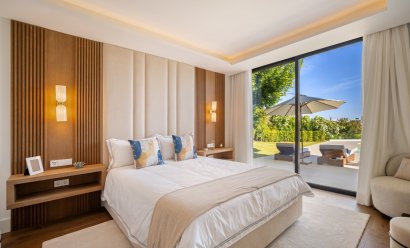 Obra nueva - Villa -
Marbella