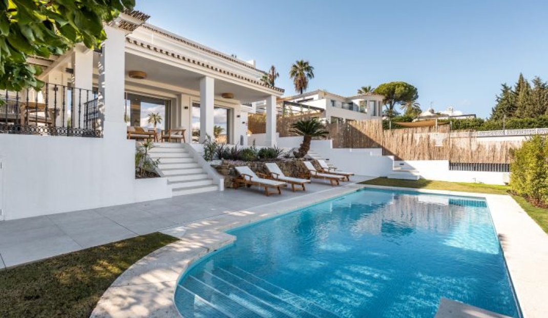 Obra nueva - Villa -
Marbella