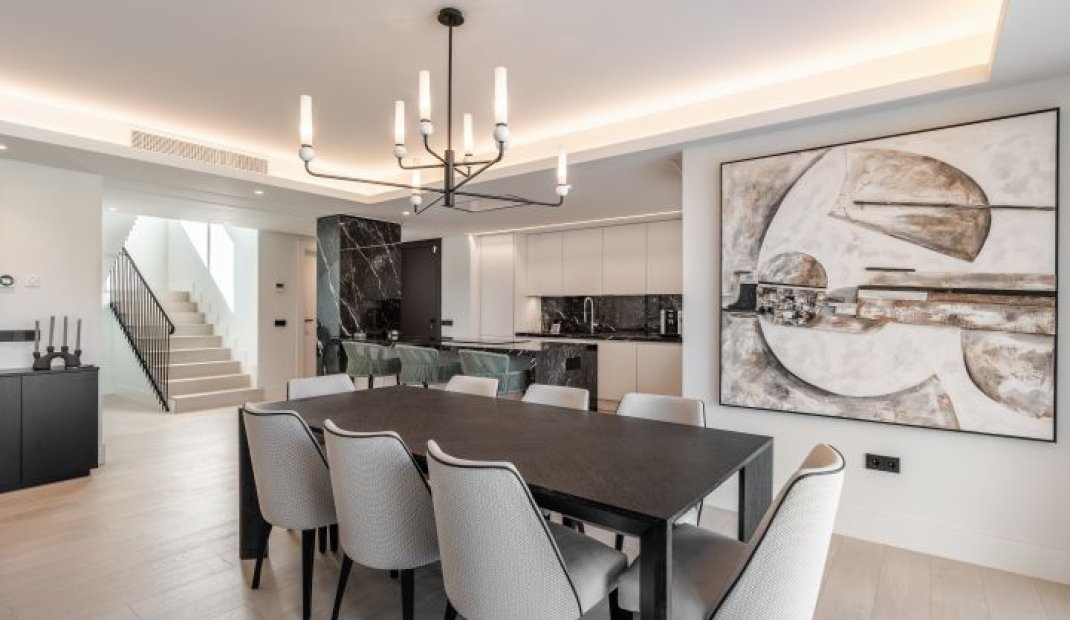 Obra nueva - Villa -
Marbella