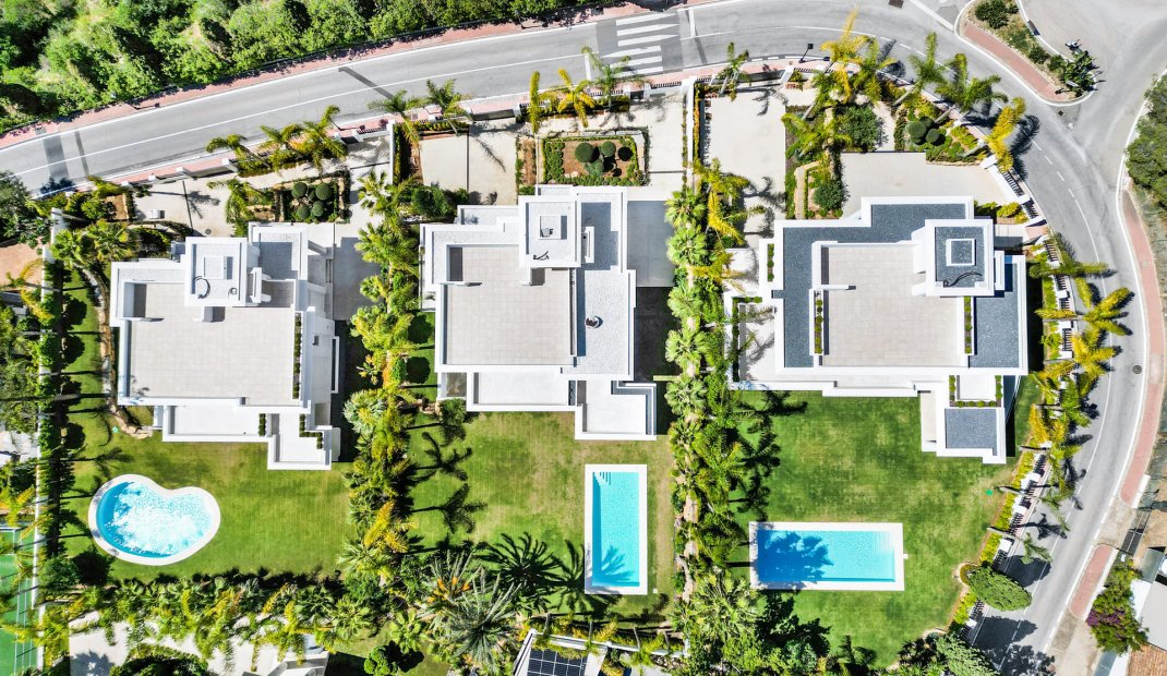 Obra nueva - Villa -
Marbella