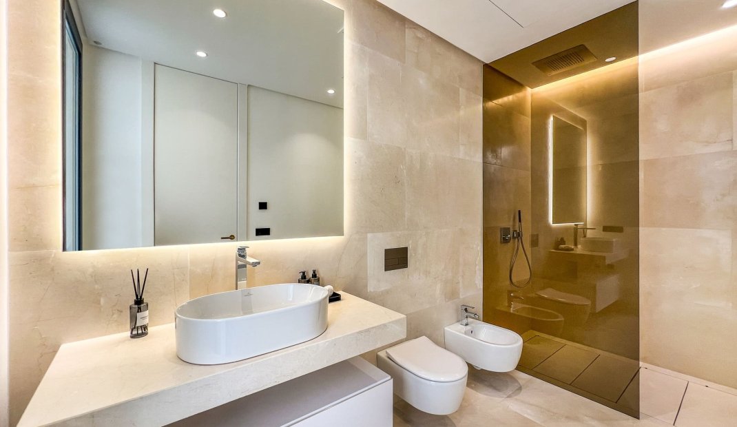 Obra nueva - Villa -
Marbella