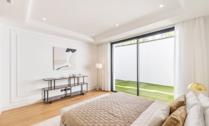 Obra nueva - Villa -
Marbella