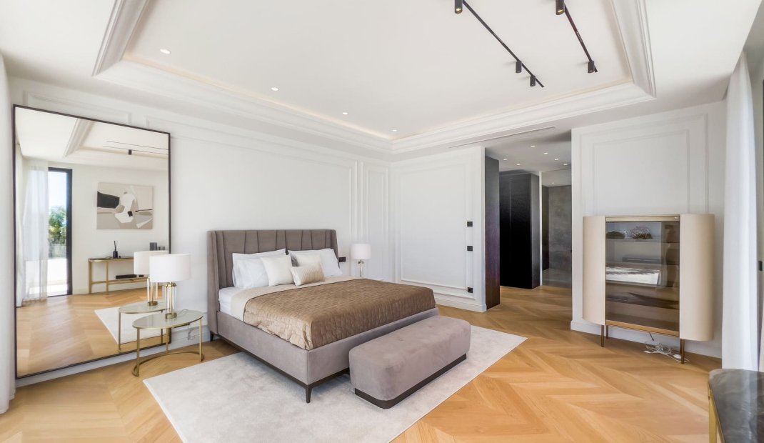 Obra nueva - Villa -
Marbella