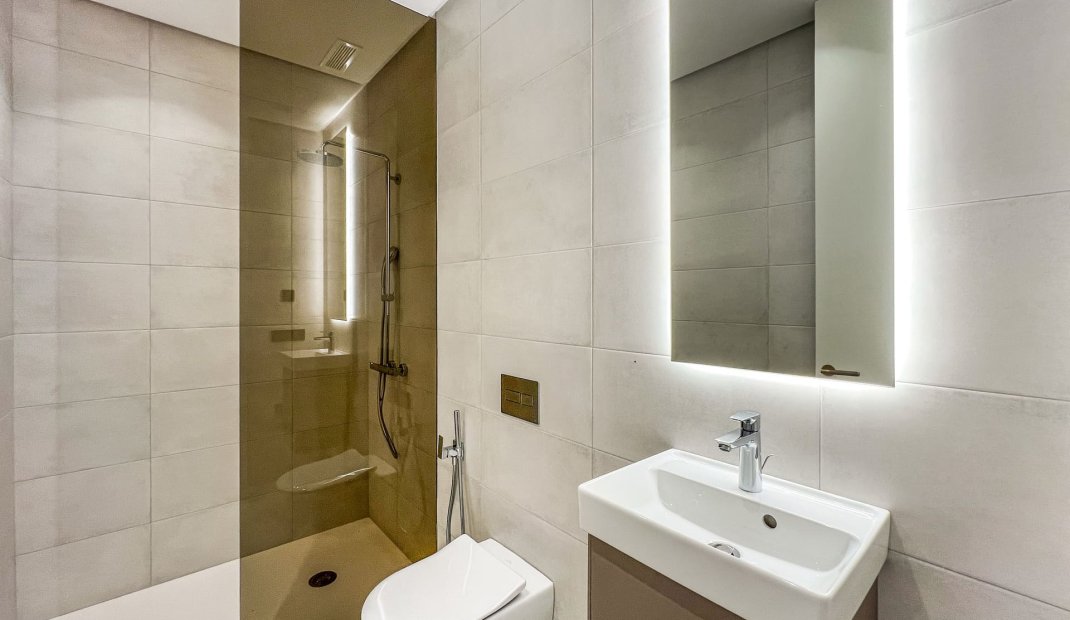 Obra nueva - Villa -
Marbella