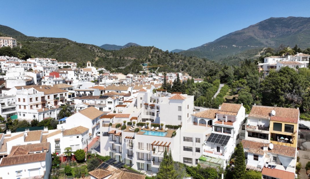 Obra nueva - Apartamento -
Benahavís