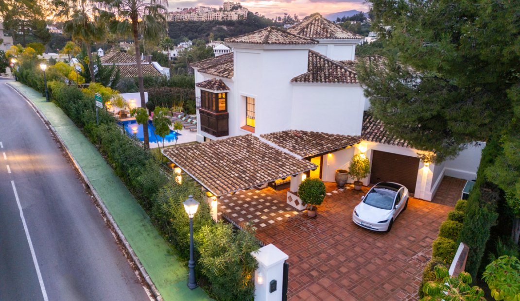 New Build - Villa -
Benahavís