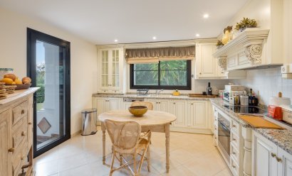 New Build - Villa -
Benahavís