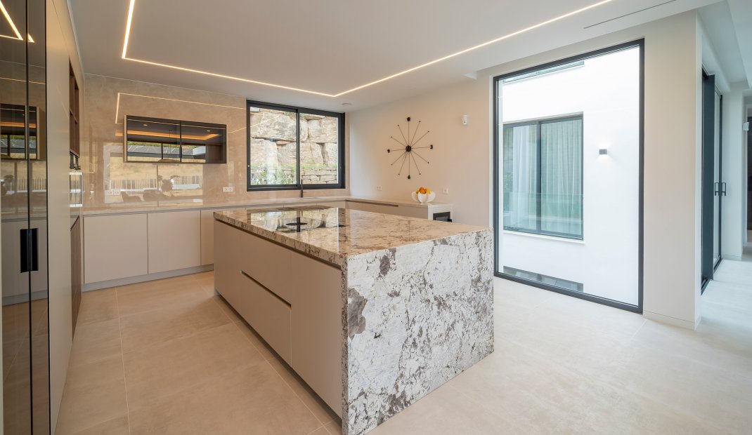 New Build - Villa -
Benahavís