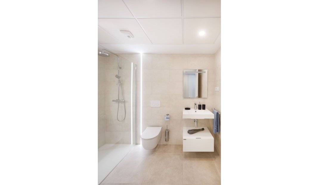 New Build - Apartment -
Fuengirola