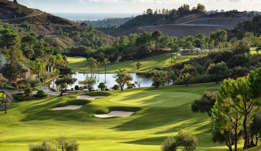 Obra nueva - Ático -
Benahavís