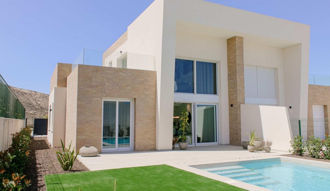 Nýbygging - Einbýlishús -
Algorfa - La Finca Golf