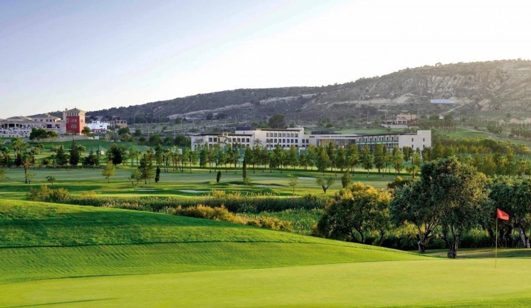 Nýbygging - Einbýlishús -
Algorfa - La Finca Golf