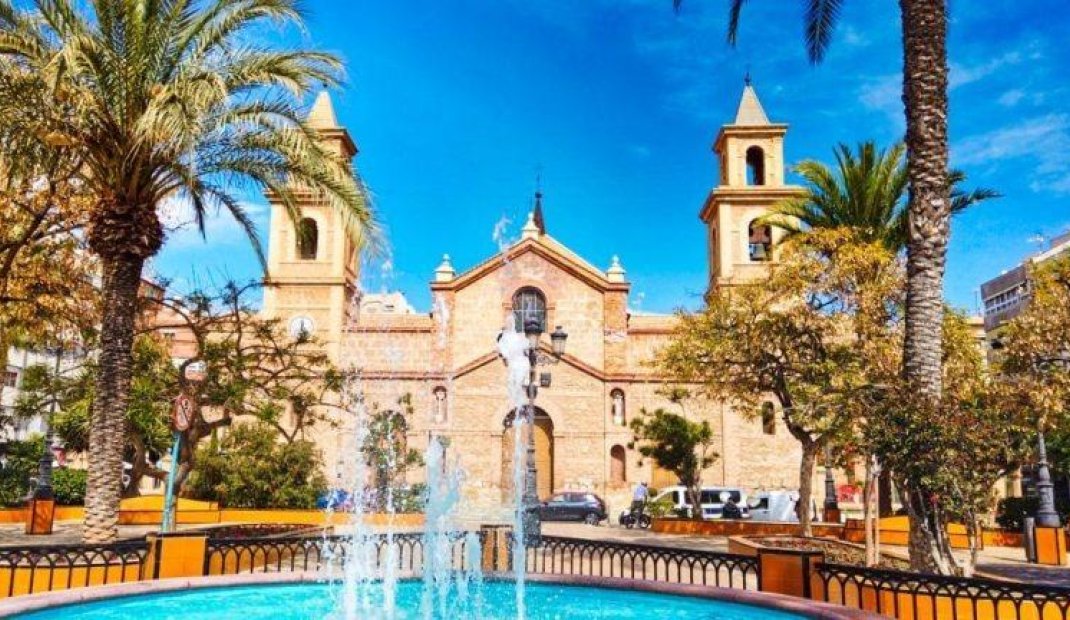 Nýbygging - Íbúð -
Torrevieja - Centro