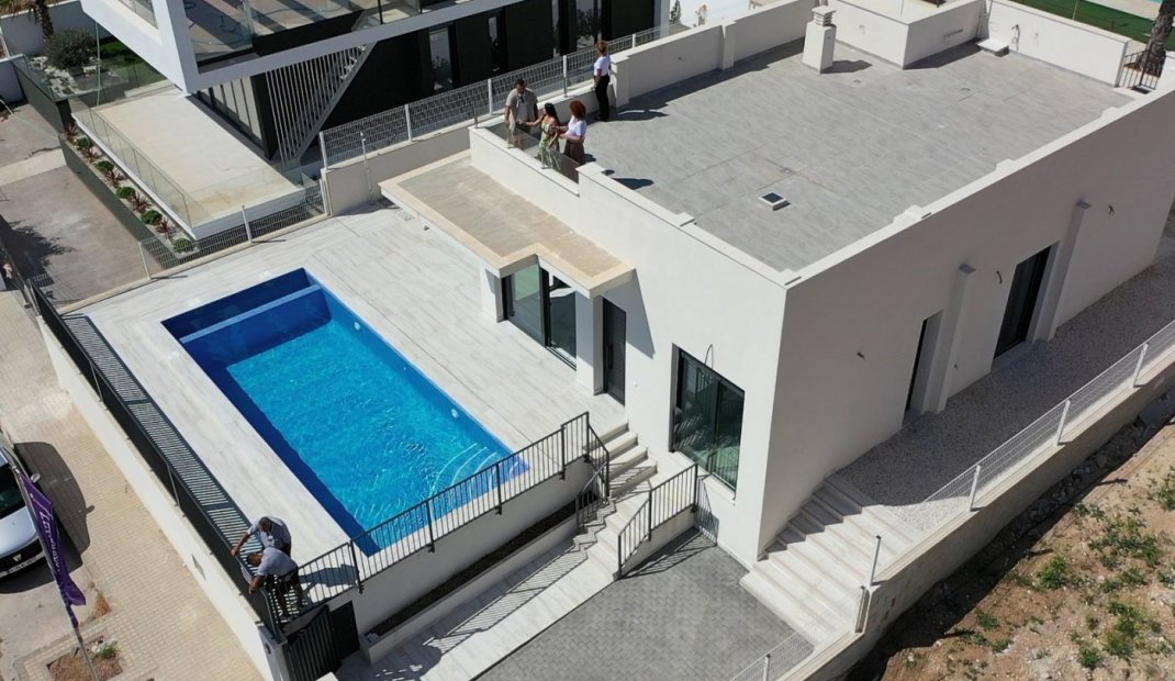 Nýbygging - Einbýlishús -
Polop - La Alberca