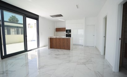 Nýbygging - Einbýlishús -
Polop - La Alberca