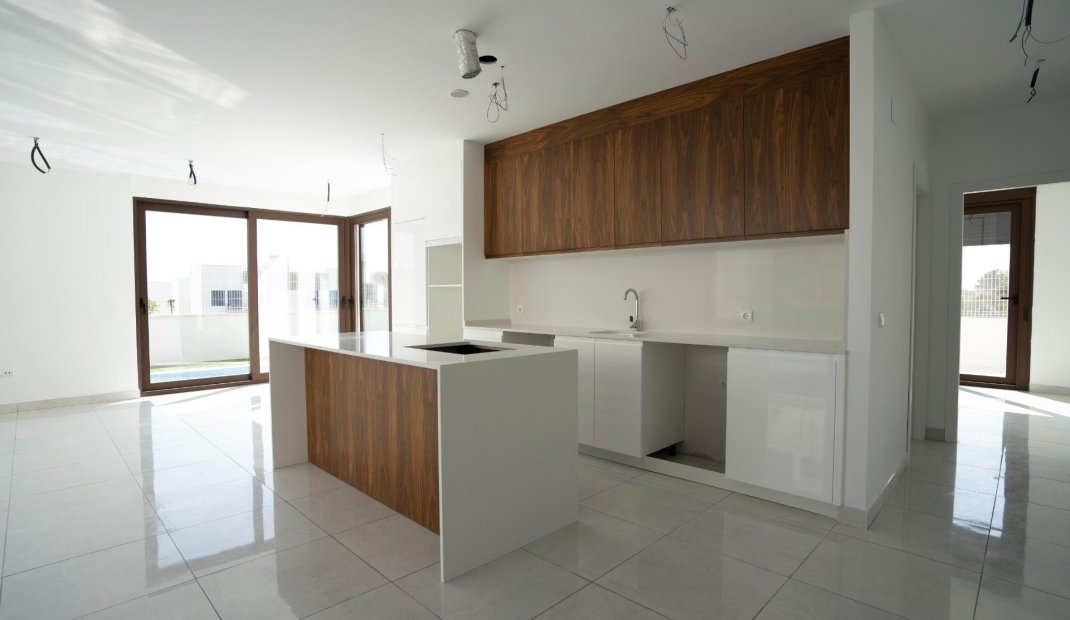 Nýbygging - Einbýlishús -
Polop - La Alberca