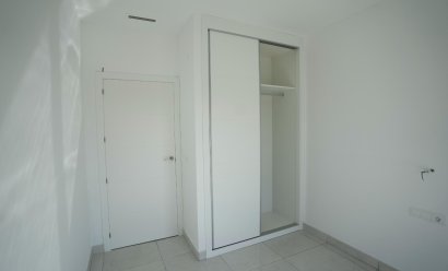 Nýbygging - Einbýlishús -
Polop - La Alberca