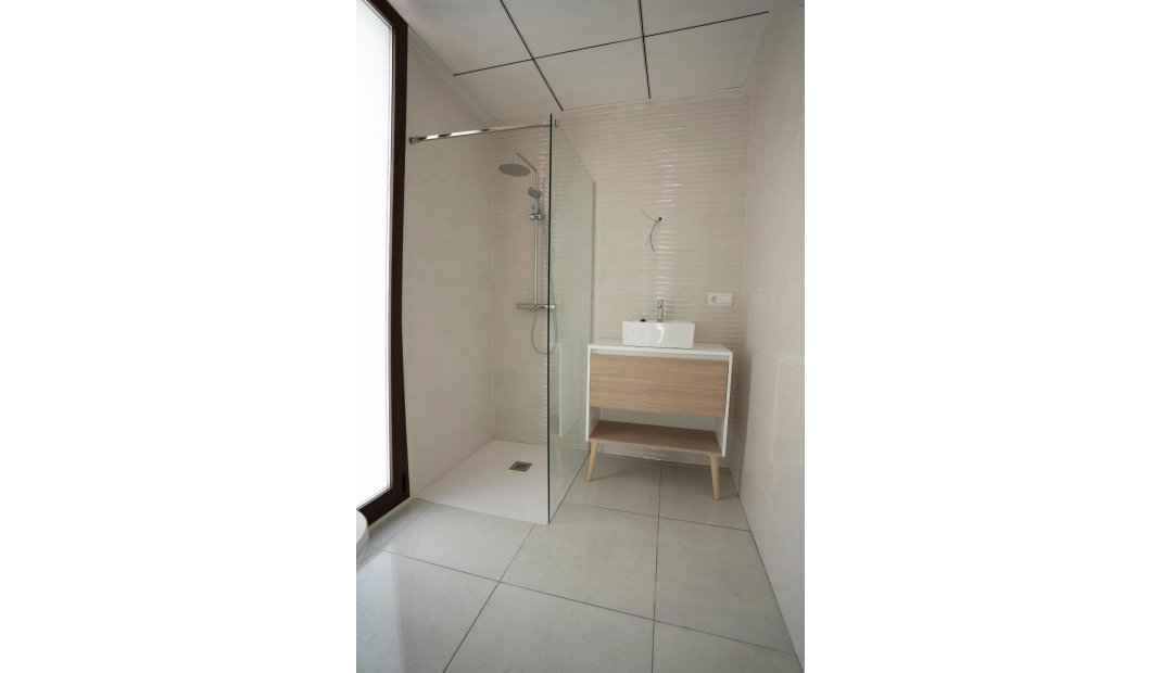 Nýbygging - Einbýlishús -
Polop - La Alberca