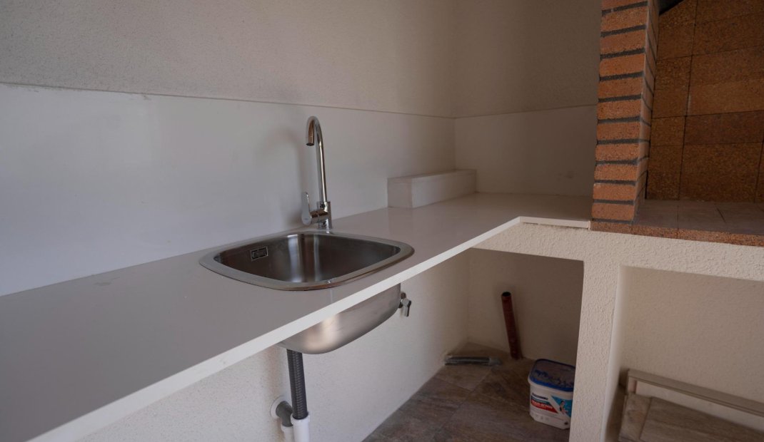 Nýbygging - Einbýlishús -
Polop - La Alberca