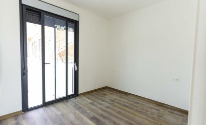 Nýbygging - Einbýlishús -
Polop - La Alberca