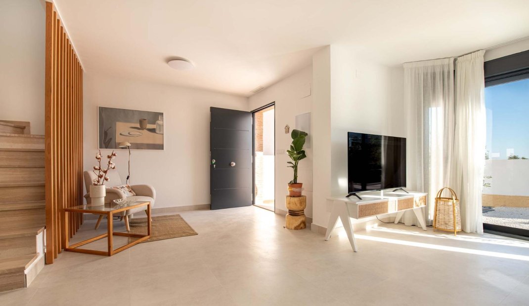 Obra nueva - town house -
Cox - San Fernando