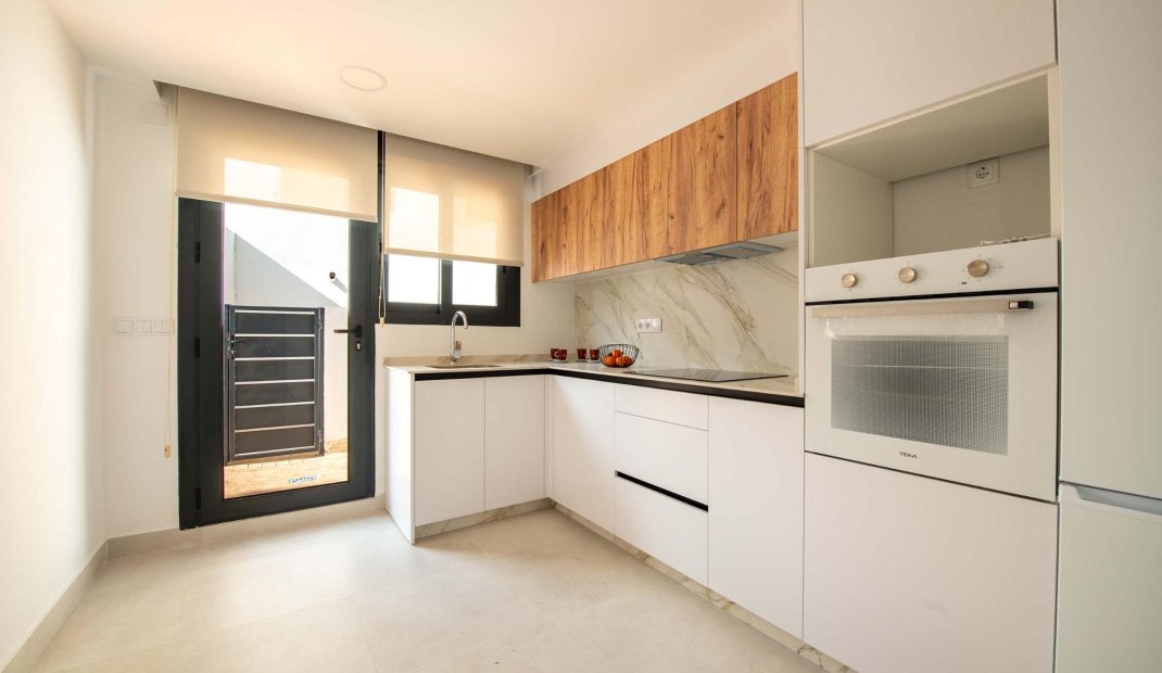 Obra nueva - town house -
Cox - San Fernando