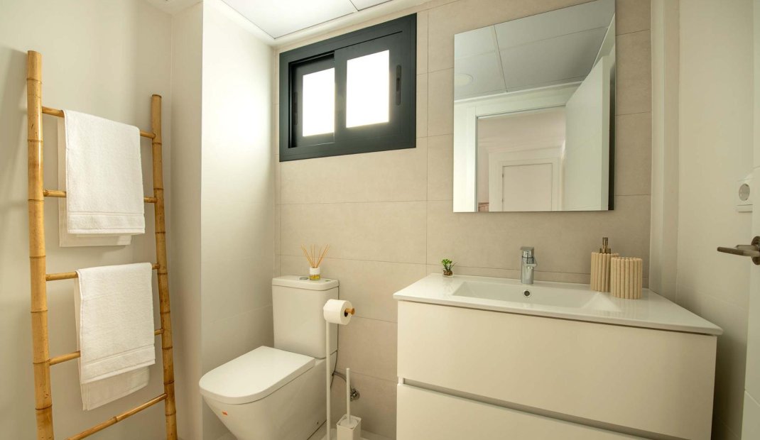 Obra nueva - town house -
Cox - San Fernando