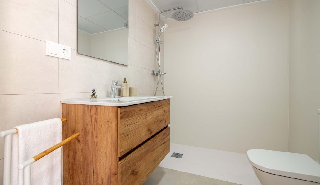 Obra nueva - town house -
Cox - San Fernando