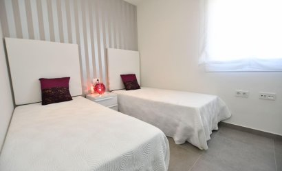 Nýbygging - Sérhæð -
San Miguel de Salinas - La Cañada