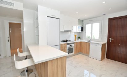 Nýbygging - Sérhæð -
San Miguel de Salinas - La Cañada