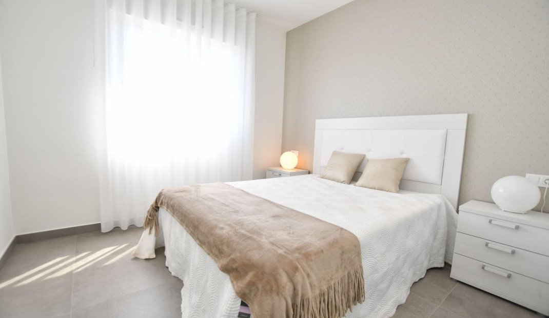 Nýbygging - Sérhæð -
San Miguel de Salinas - La Cañada