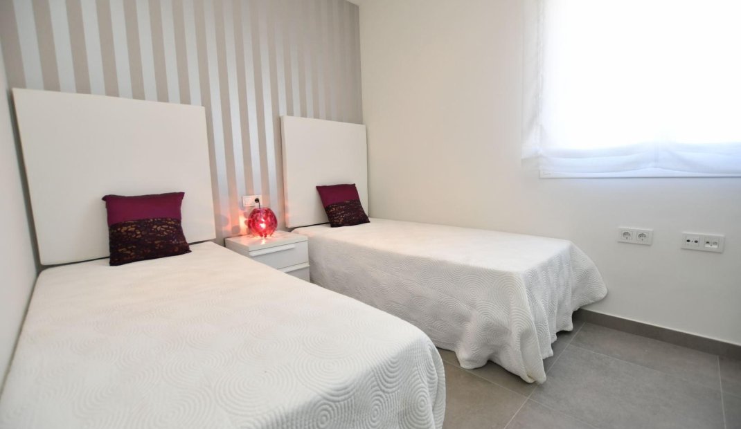 Nýbygging - Sérhæð -
San Miguel de Salinas - La Cañada