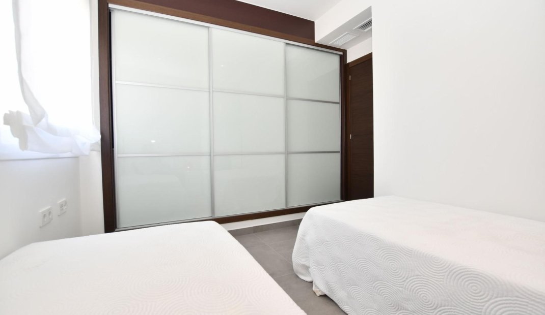 Nýbygging - Sérhæð -
San Miguel de Salinas - La Cañada