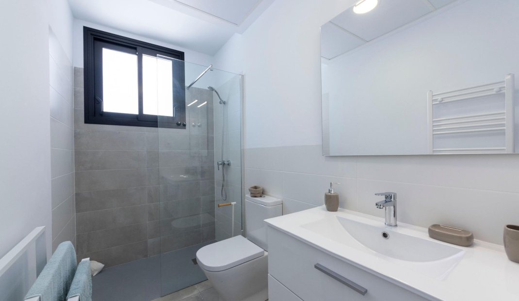 Nýbygging - Einbýlishús -
Calasparra - Coto Riñales